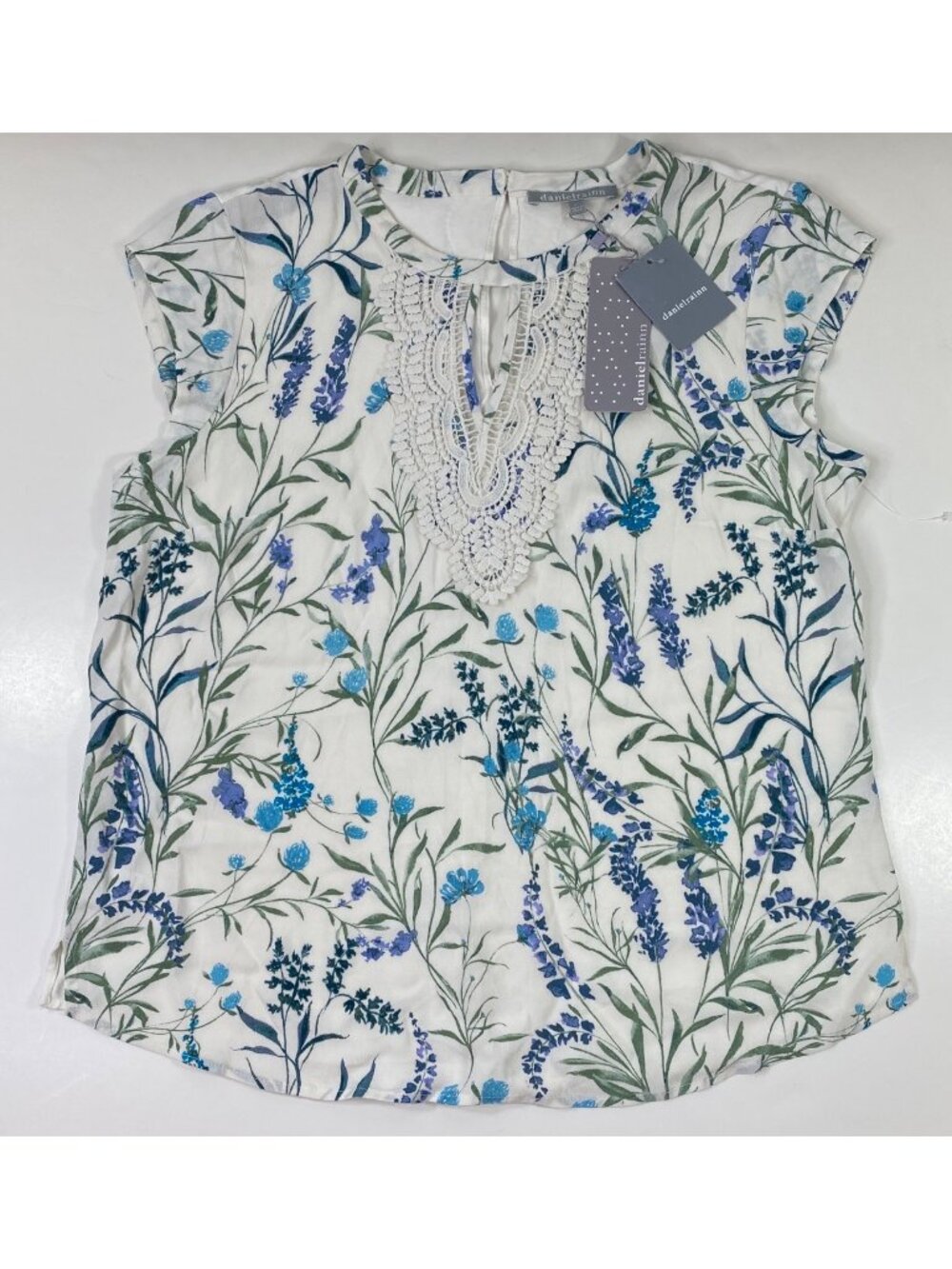 Daniel Rainn Womens Blouse Floral Pattern White Blue Green Lace Trim Size L